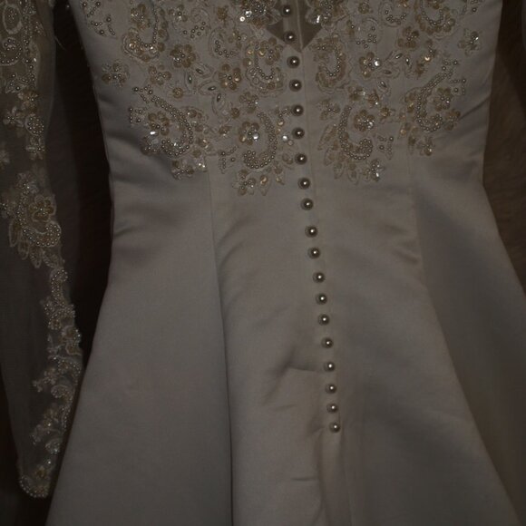 VINTAGE Long Pink GOWN VERY Long Train Size 10W BY VENUS VERY EMBELLISHED - Picture 7 of 8